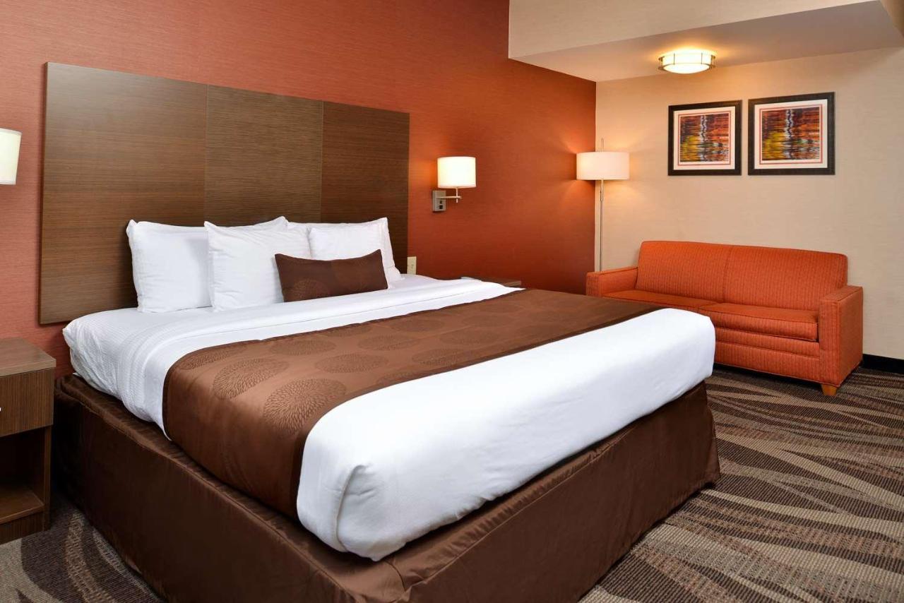 Best Western Plus University Inn Olean Exterior photo
