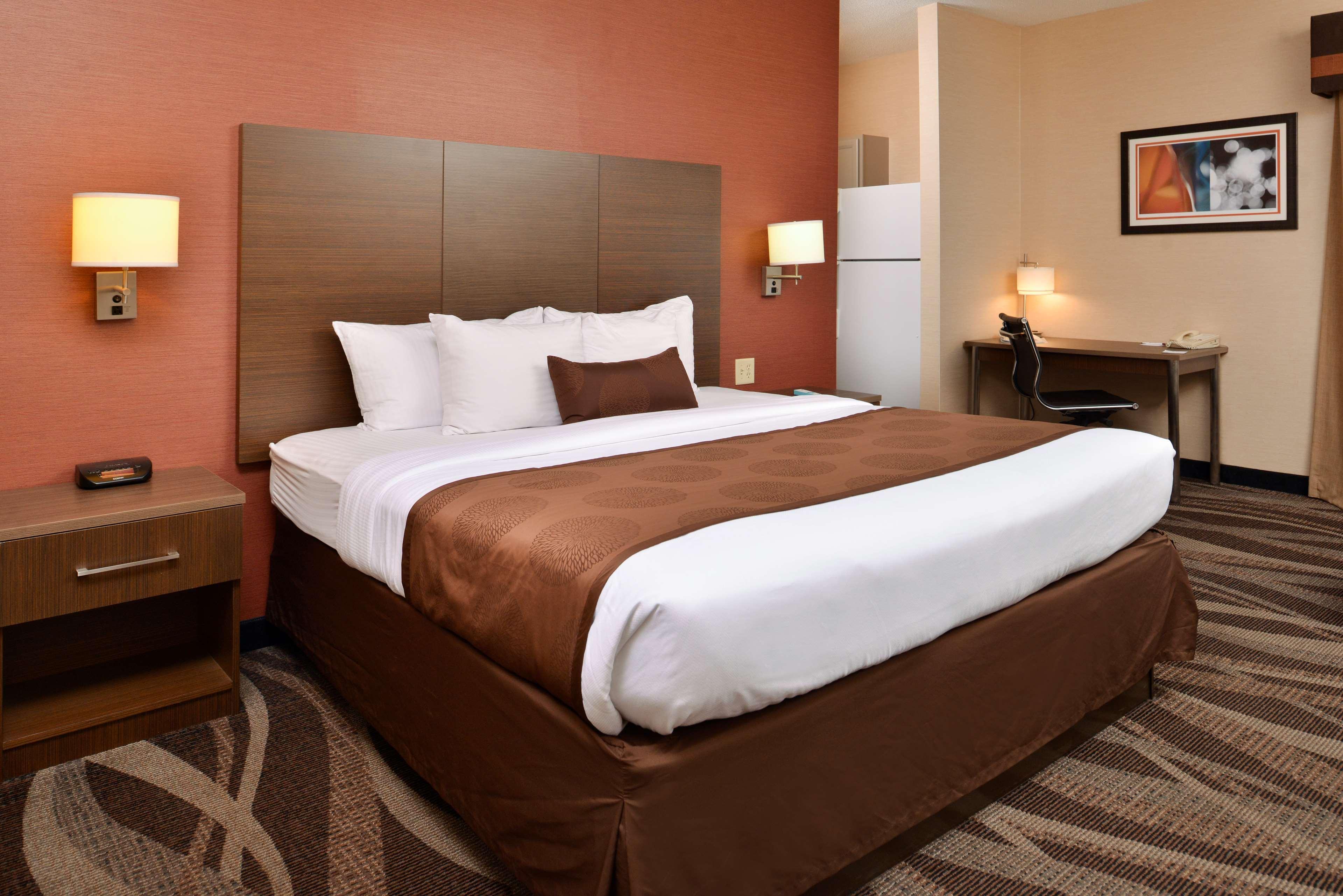 Best Western Plus University Inn Olean Exterior photo