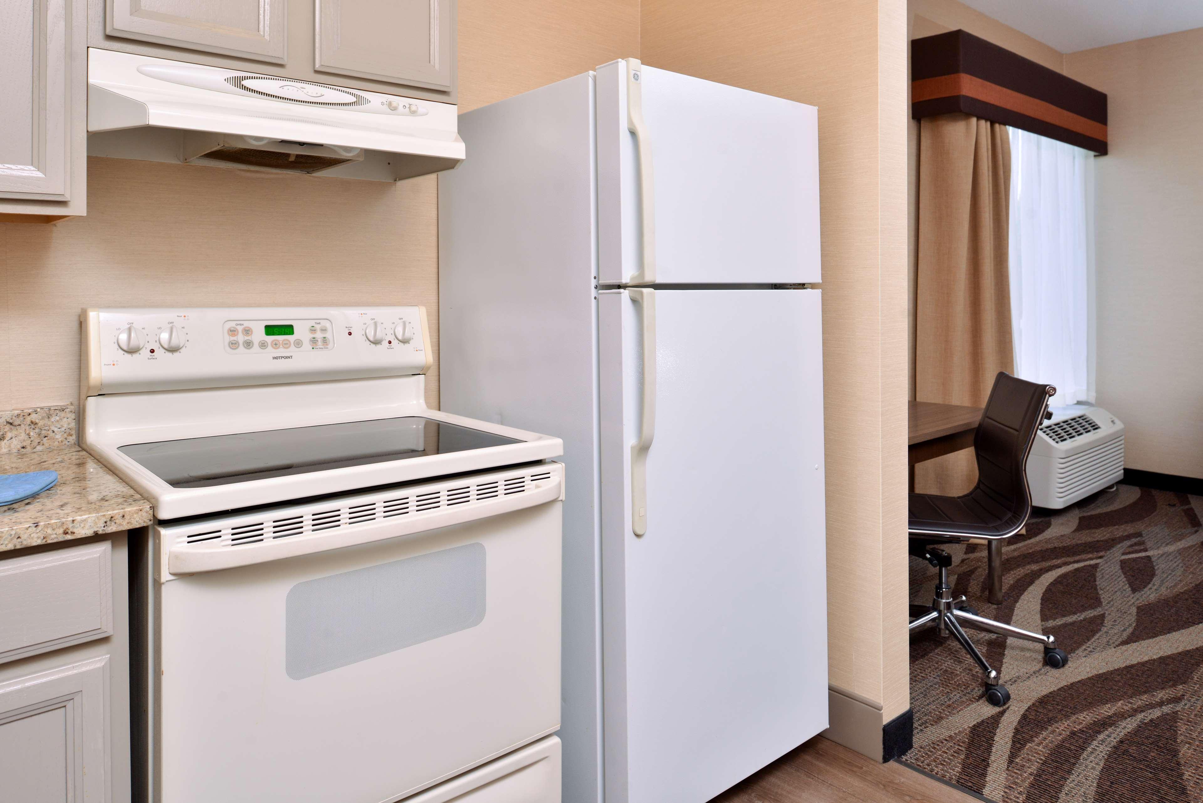 Best Western Plus University Inn Olean Exterior photo