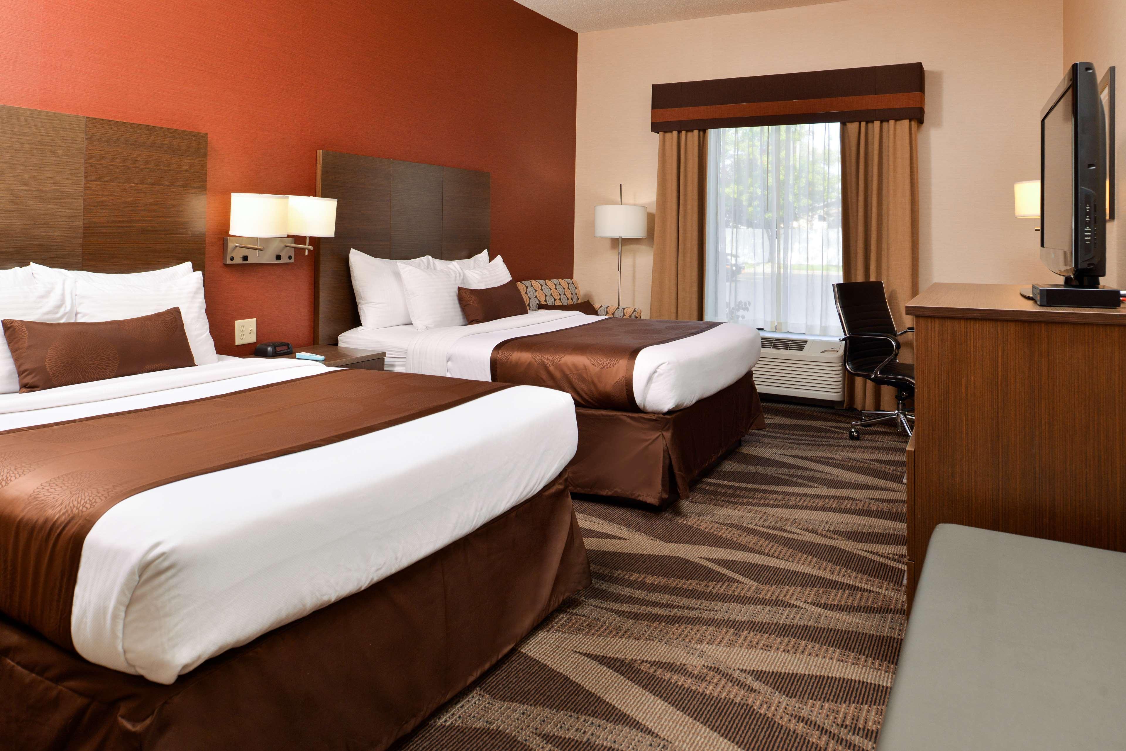 Best Western Plus University Inn Olean Exterior photo