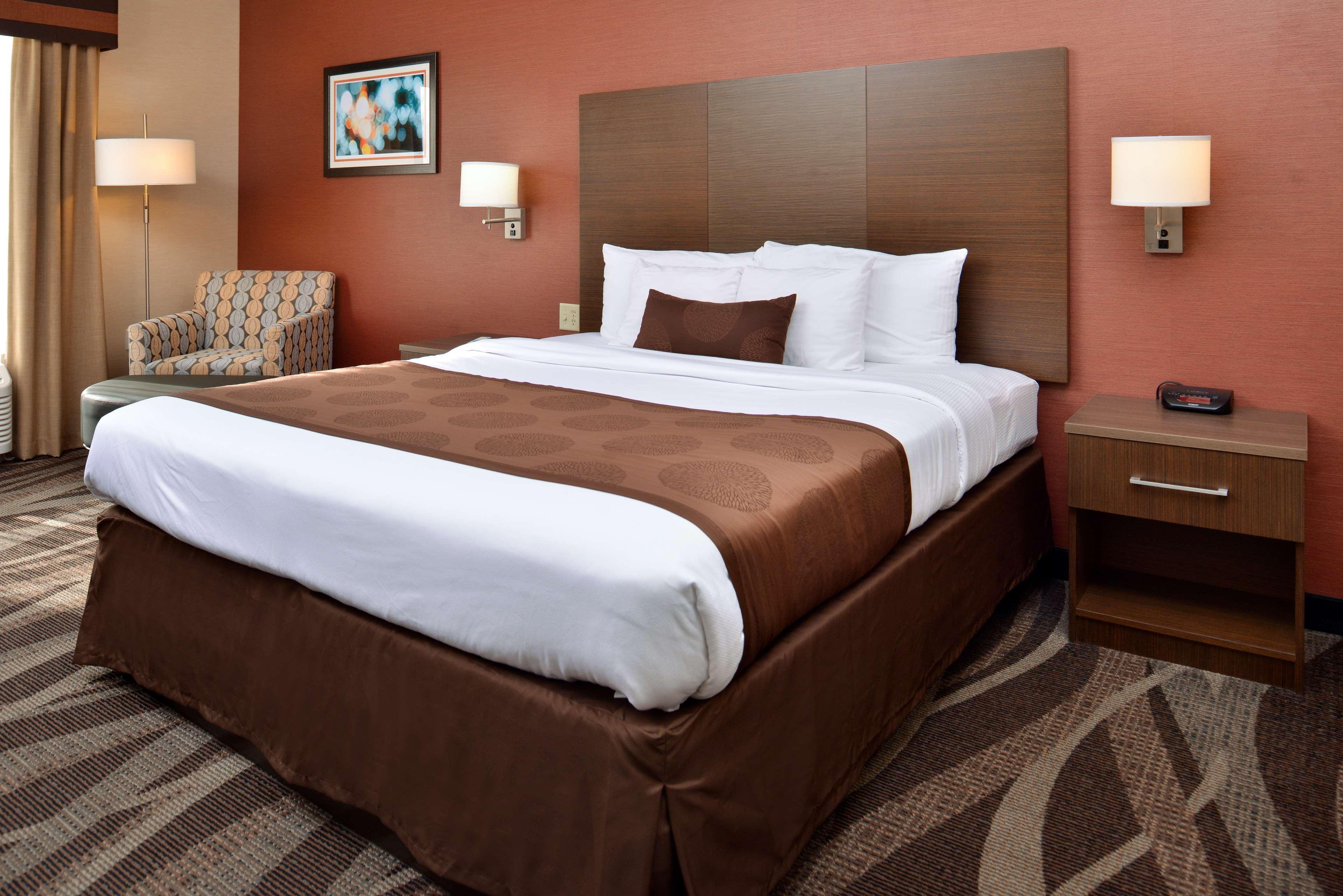 Best Western Plus University Inn Olean Exterior photo